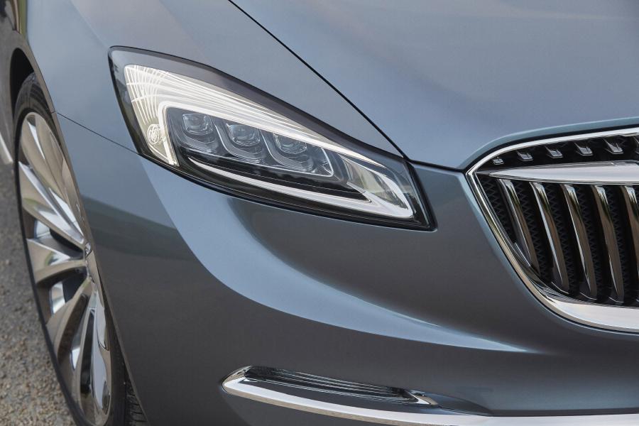  Buick Avenir Concept 2015 года  (фото 10 из 27)